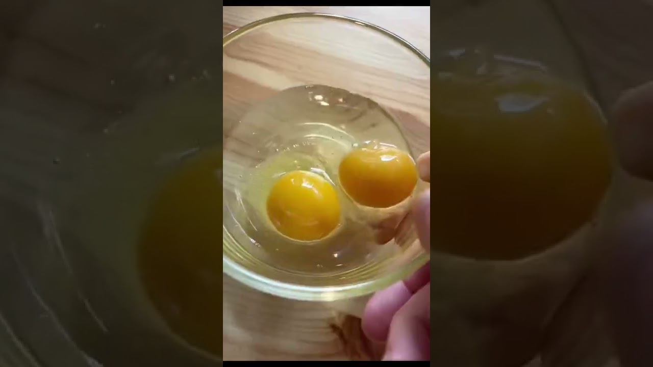 Frozen chicken coop egg hack! How we use frozen eggs from our Alaskan chicken coop!