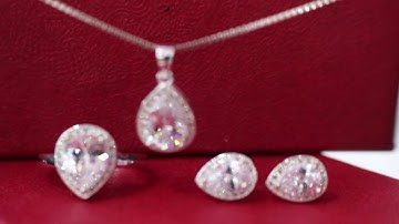 QUÀ TẶNG TRANG SỨC BỘ MIỄN PHÍ