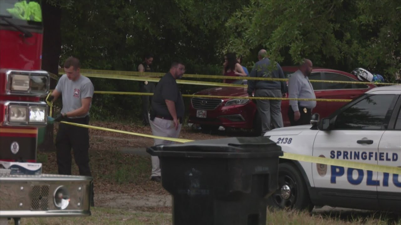 Two people hospitalized after shooting in Springfield - YouTube