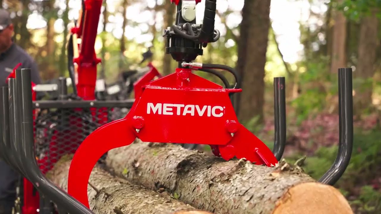 Chargeuse à bois M95 et M105 – Performance et plaisir en forêt 🌲