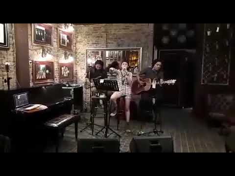 Rockafellas - Riffy Putri @pennylanejkt