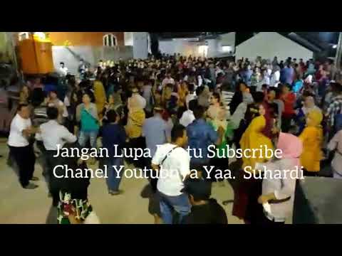 Acara Joget Pesta Kampung Desa Bahari Buton Selatan Part 1