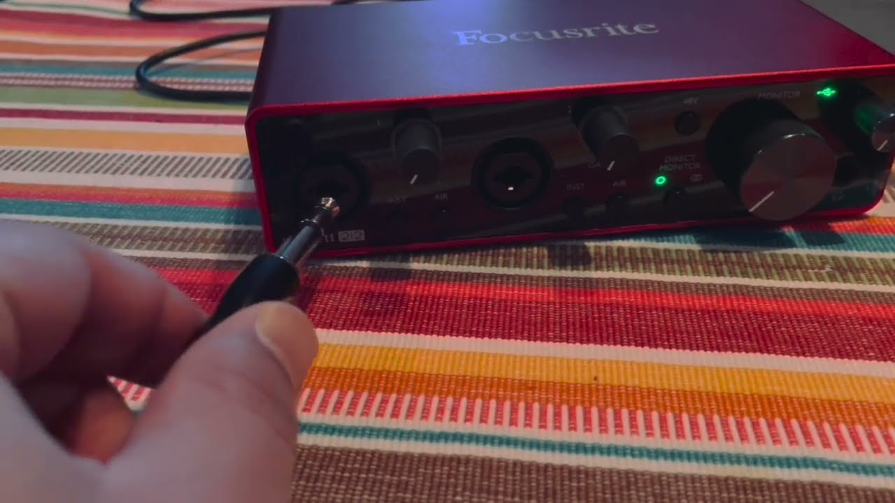 How Connect Electric Guitar To Computer With Focusrite Scarlett 2i2 