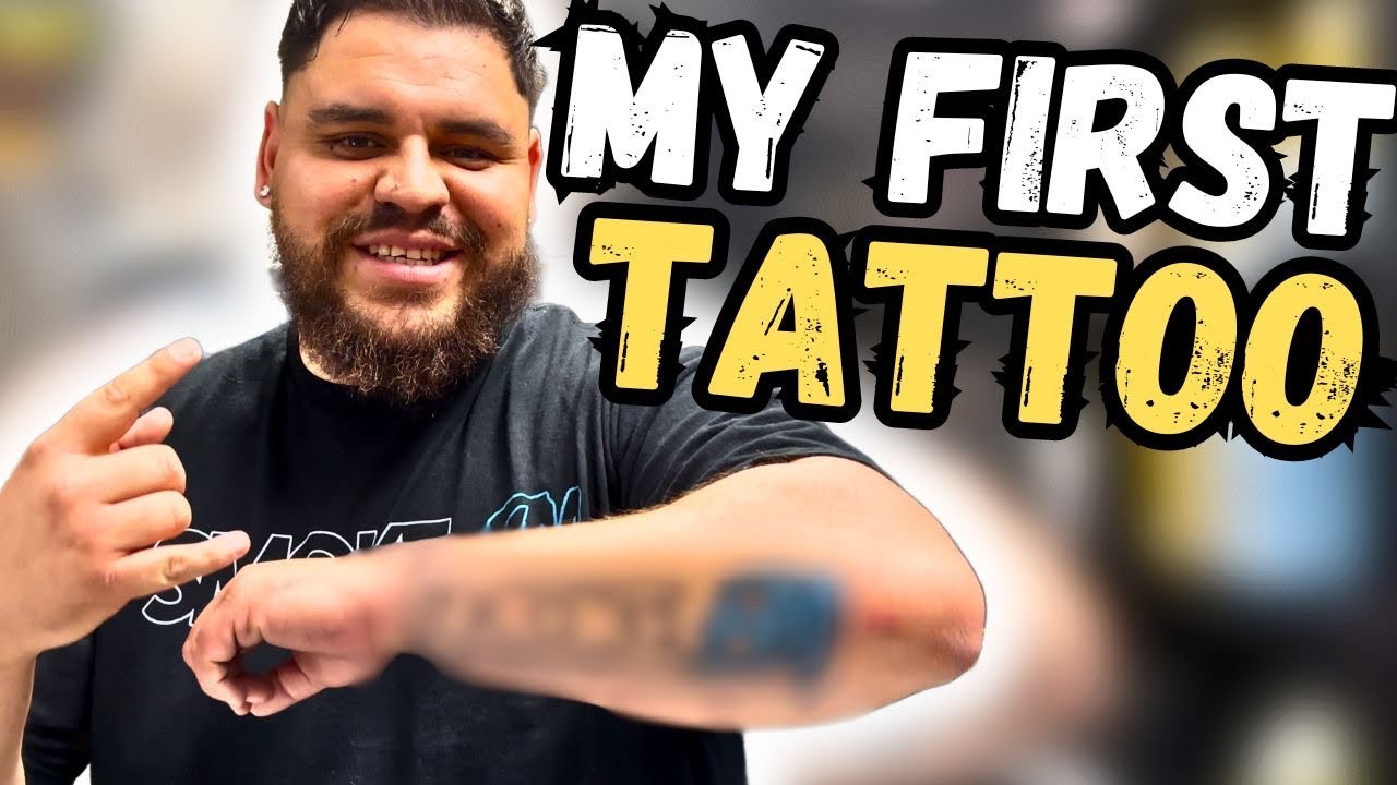 GOT MY FIRST TATTOO AND IT HURT 🤣🤣🤣 - YouTube