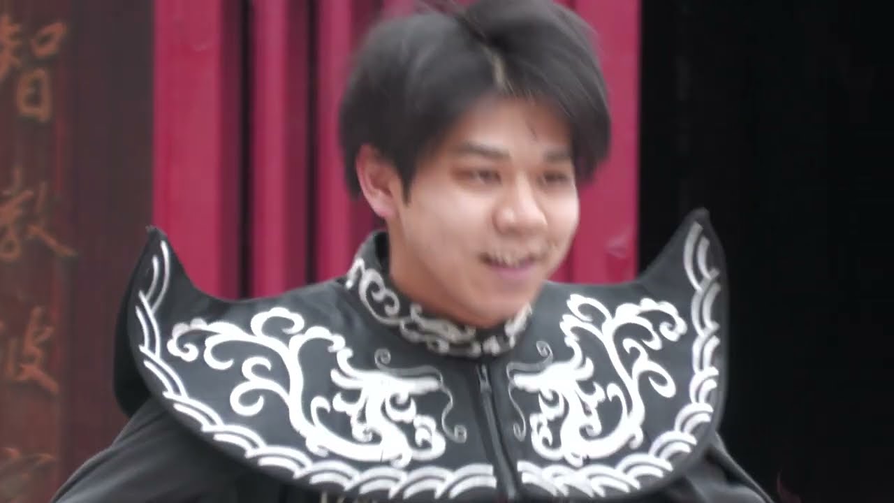 変面師「京介」国内外からの観客で大盛りあがりの大喝采！！昼午後2時