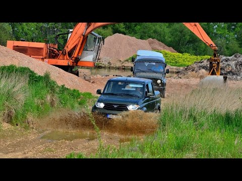 UAZ 4x4 AMC Offroad action