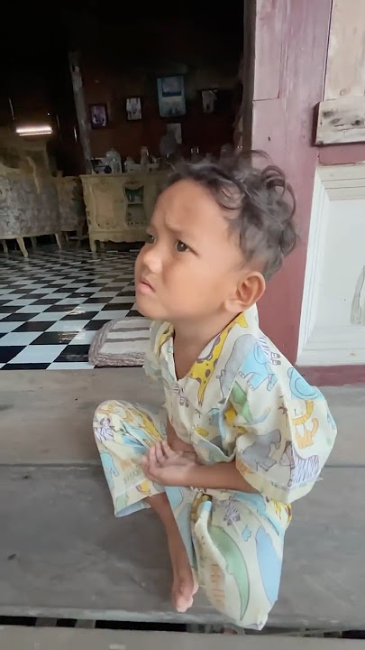 Si kerel gak mau makan sosis karna sakit perut gusy #shortvideo #minivlog #anakdesa