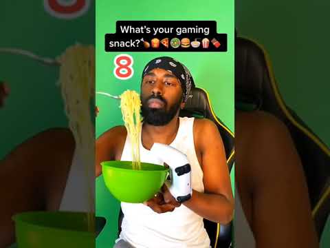 What’s your gaming snack? 🍗🍟🥗🍕🍔🍜🥤🍿🍫
