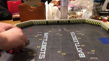 LEGO Battlebots Lockjaw vs Overhaul