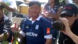 Video voorbeeld van "El Pepo junto a los más grandes de la cumbia - Las balas que vos tiraste van a volver"