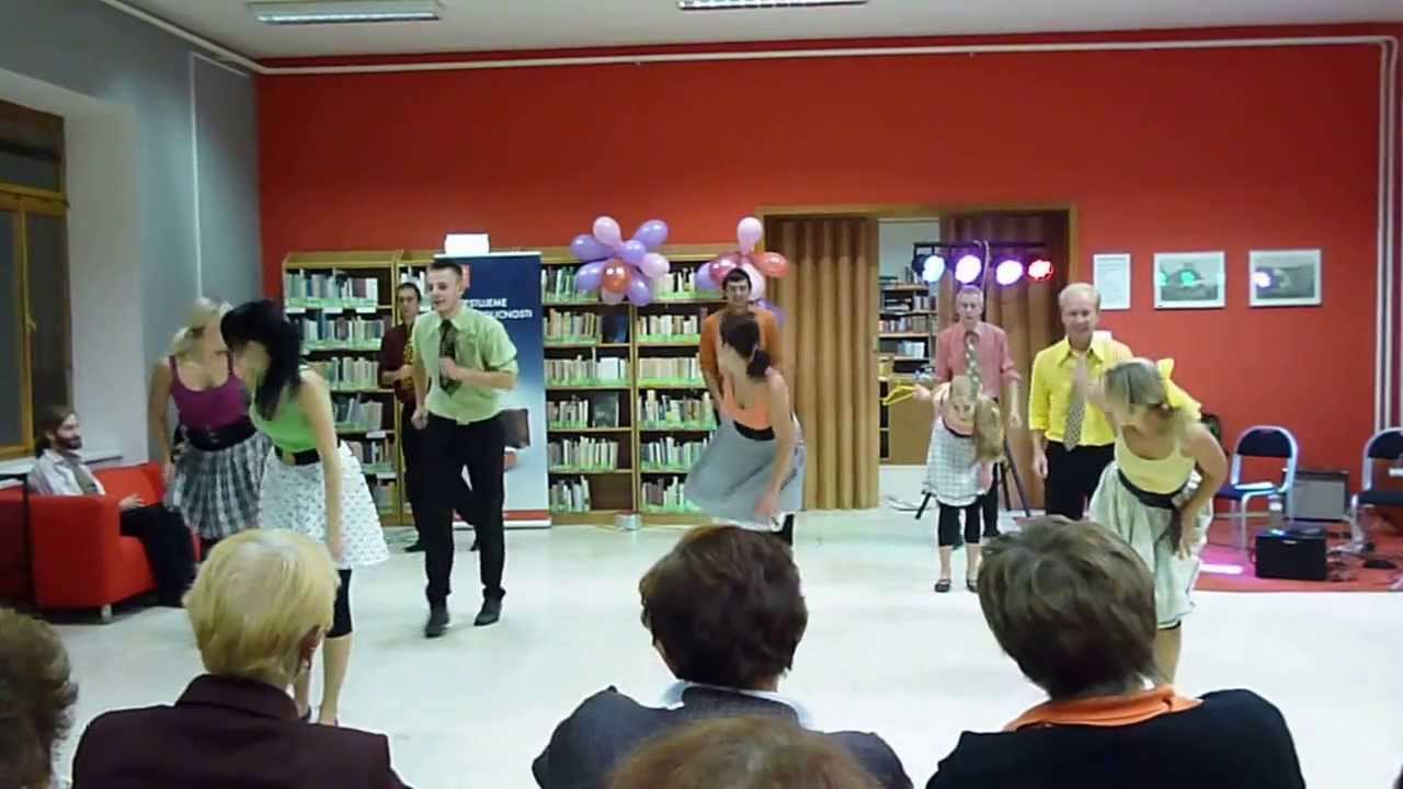 Šakalí léta v třebíčské knihovně (Taneční skupina Březník)