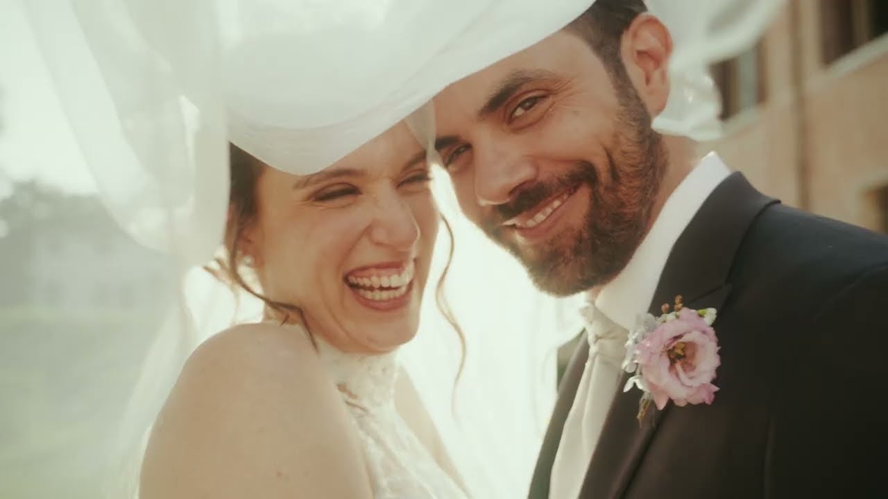 Che quel sorriso che vi unisce, non scompaia mai / Chiara e Leo