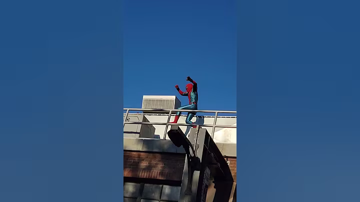 Spiderman!! #shorts #shortsvideo #Disneyland