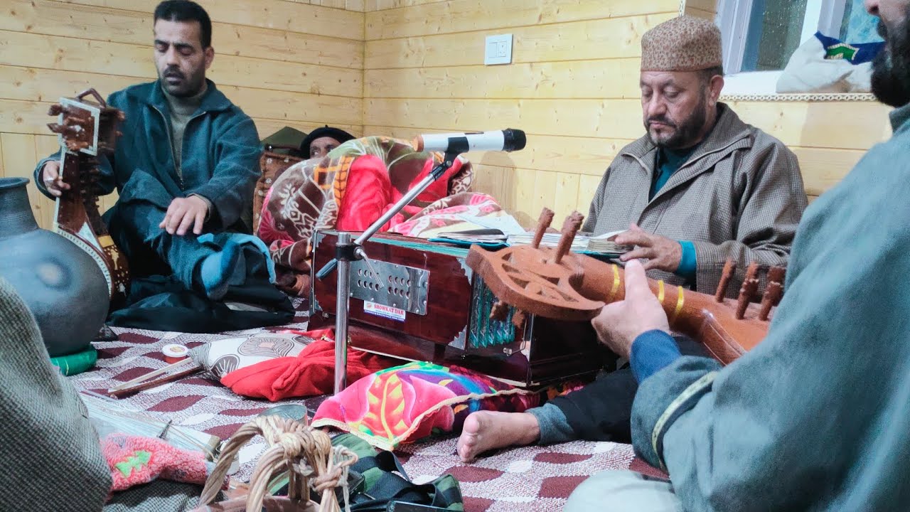 Karaan Taqseem Saaki  New Kashmiri Sufi Kalam Of Ahmad Saeb Batwari ra  Singer Gulzar Ahmad Ganie