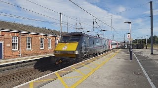 Virgin Trains 91110 passes Grantham (16/8/17)