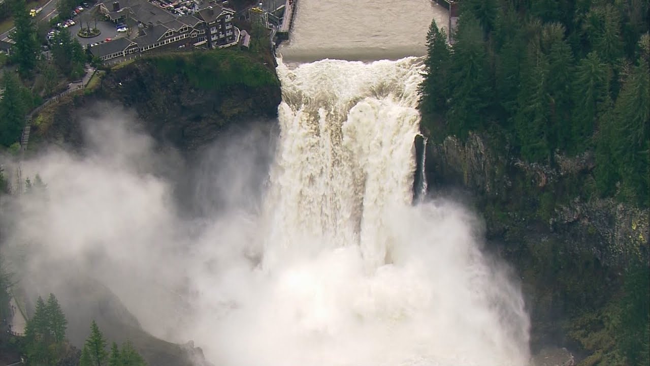 WATCH: Aerials of flooding near Snoqualmie after heavy rainfall - YouTube