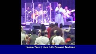 LaShun Pace Singing At New Life Covenant SE on March 12, 2017