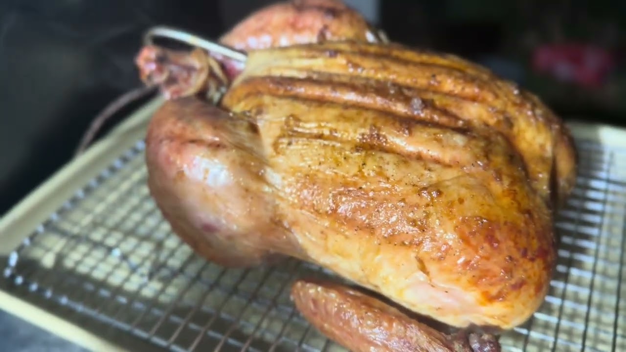 Испытание с курицей Traeger: жарка до 400°F (200°C), маринад для мяса. Очень вкусно!