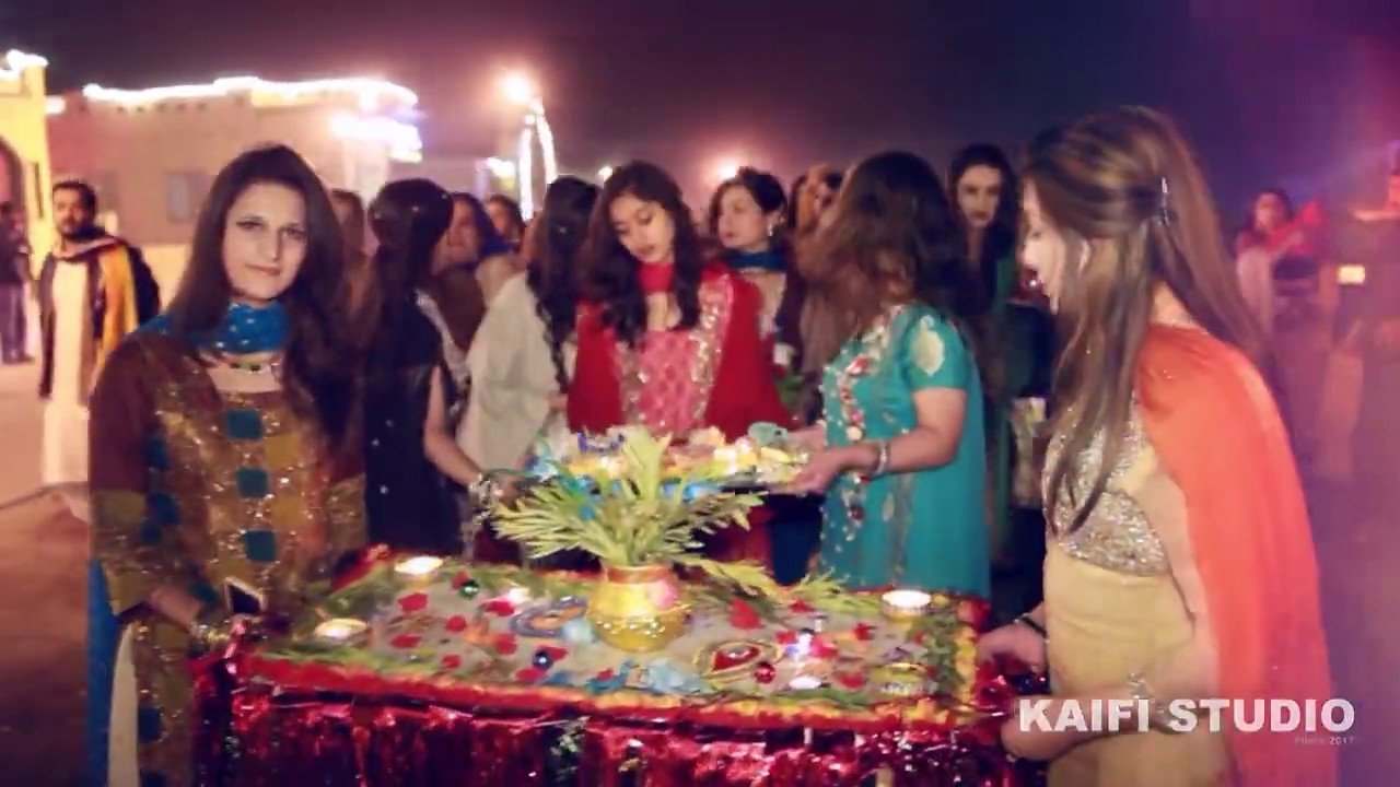 Wedding Video - Manan & Fanila  Mehndi  Highlights | Pakistani Wedding - 2017-