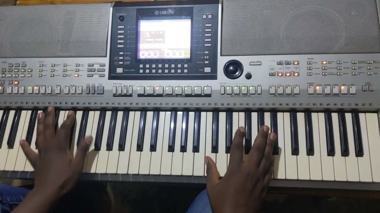 Kwiga piano ep 4 #umukunga   #aka bass karyoshye  💥🔥🔥🔥 mu mukunga  umu pianist wese yacuranga 🎹🎹🎹😜😜