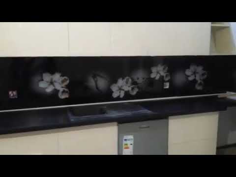 ს კ ი ნ ა ლ ი - ნაწრთობი მინის სამზარეულოს წინსაფარი