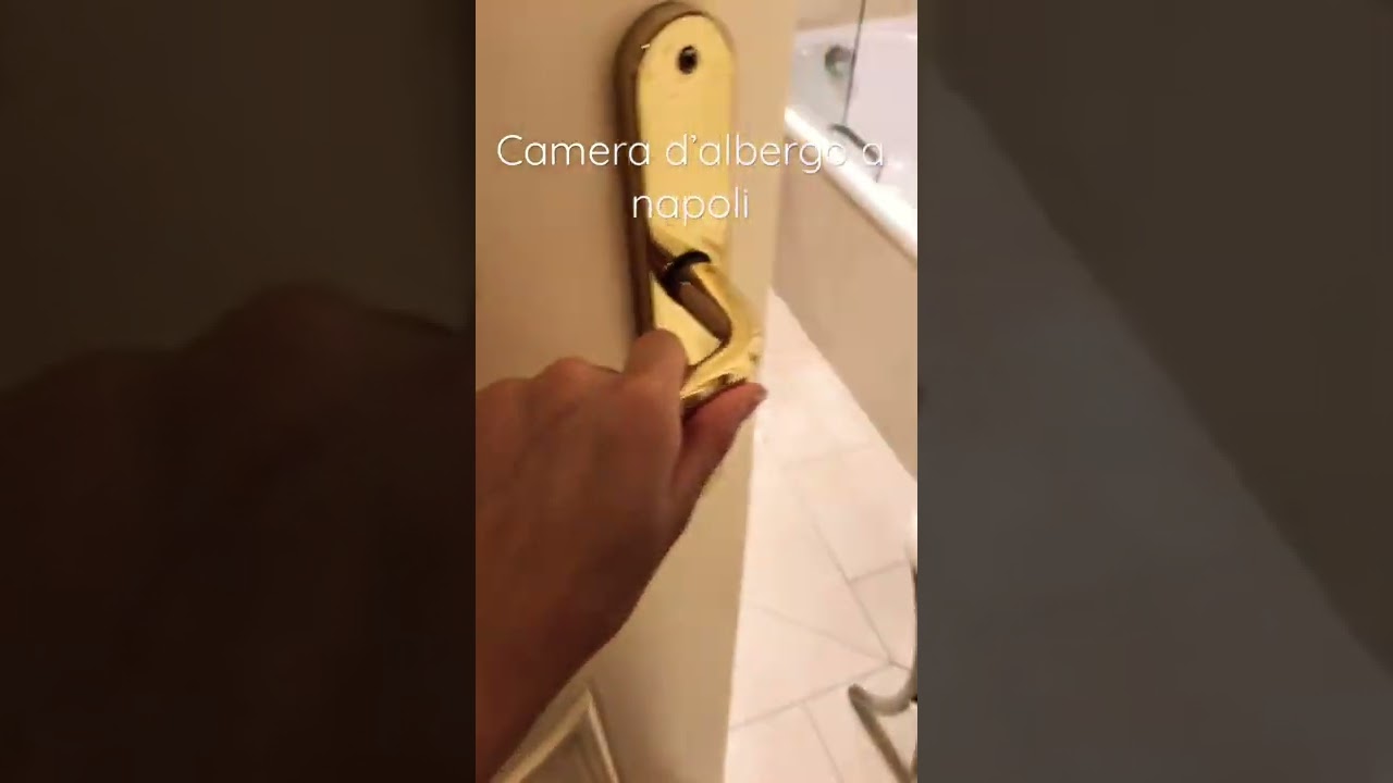 Albergo a napoli 🌇🏨🛎