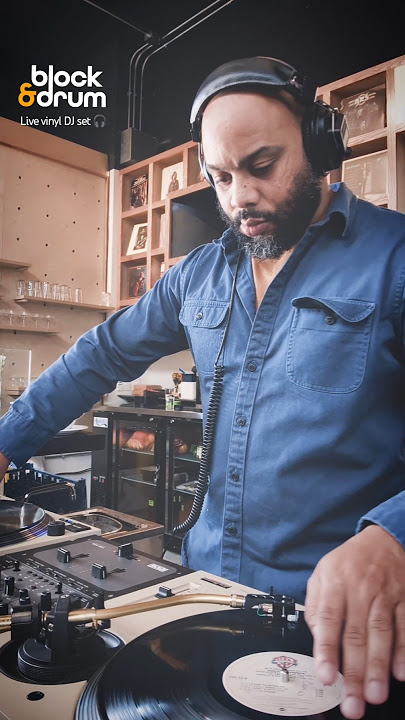 Analog sound, real grooves. Vinyl set at Block & Drum! 🎵🔥 #VinylDJ #NoSync