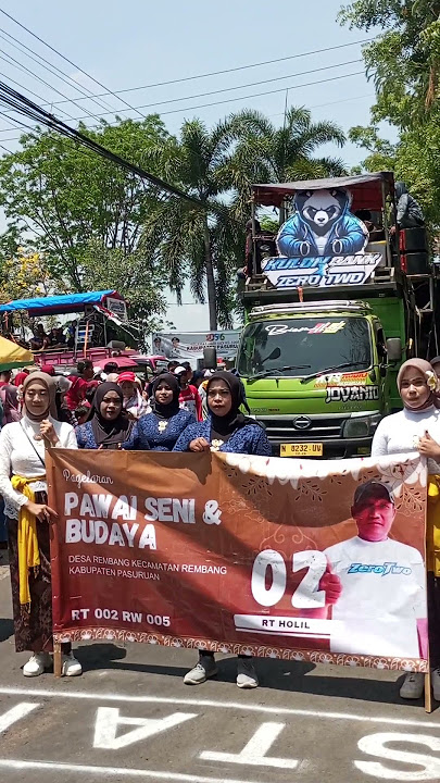 Suasana Siang Karnaval Desa Rembang Pasuruan 14 September 2025