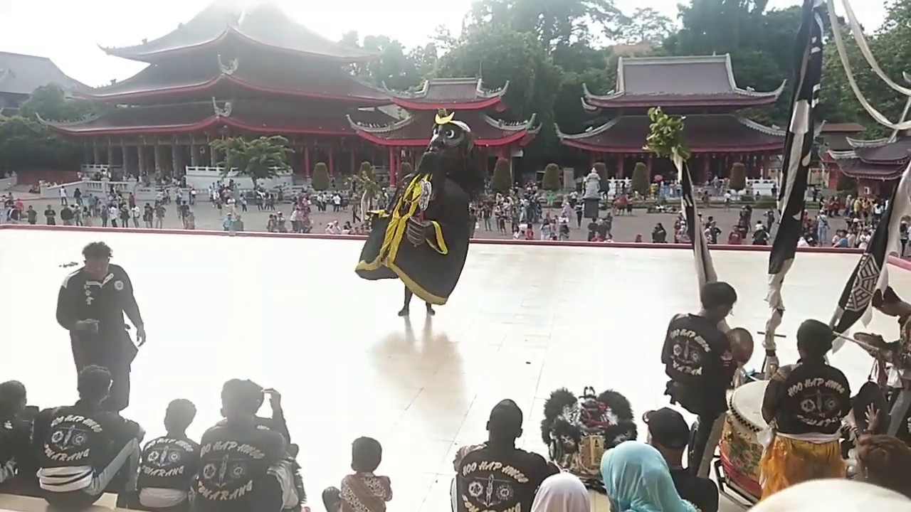 Gedawangan show Hoo Hap Hwee Semarang