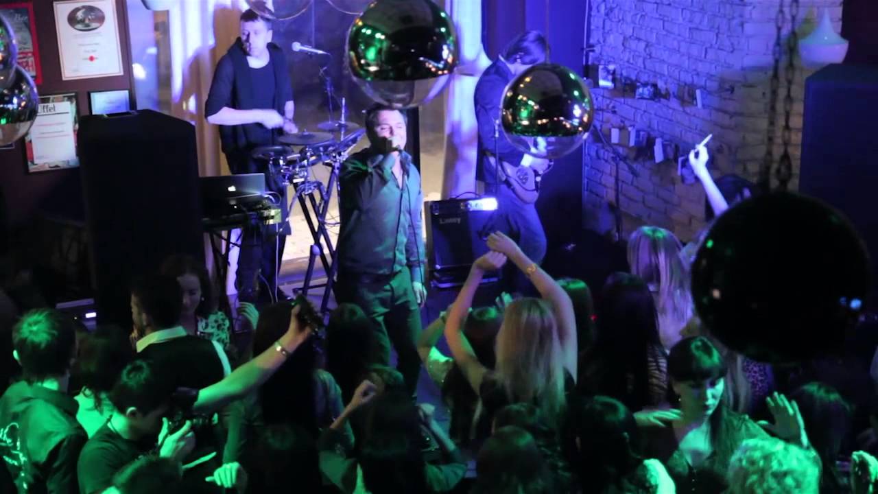 Triangle Sun @ the bar