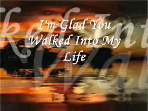 I'm Glad You Walked Into My Life - Spinners - YouTube