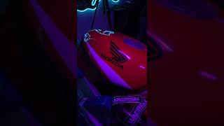 Honda nsr 125 jc 22 present a show