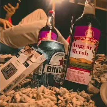 Story' wa 30 detik,minuman keras