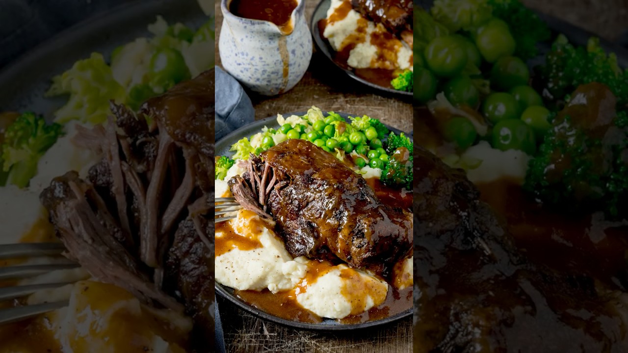 Slow Cooker Beef Short Ribs with Rich Gravy