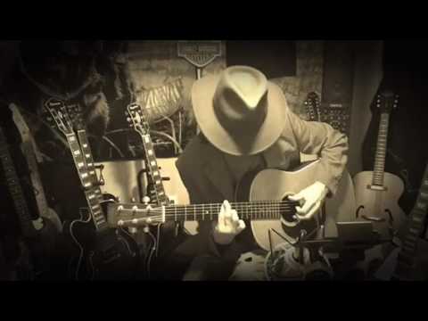 Robert Johnson. Come Into My Kitchen.