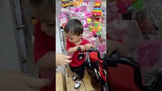 Huzaif Hasan and abdurahman bay new toy ❤️ twin baby boy playing with me #MRHTECH #shortsvideo