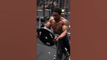 3D Shoulder Workout There Are Only Two Options Make Progress Or Make Excuses Choice Is Yours 