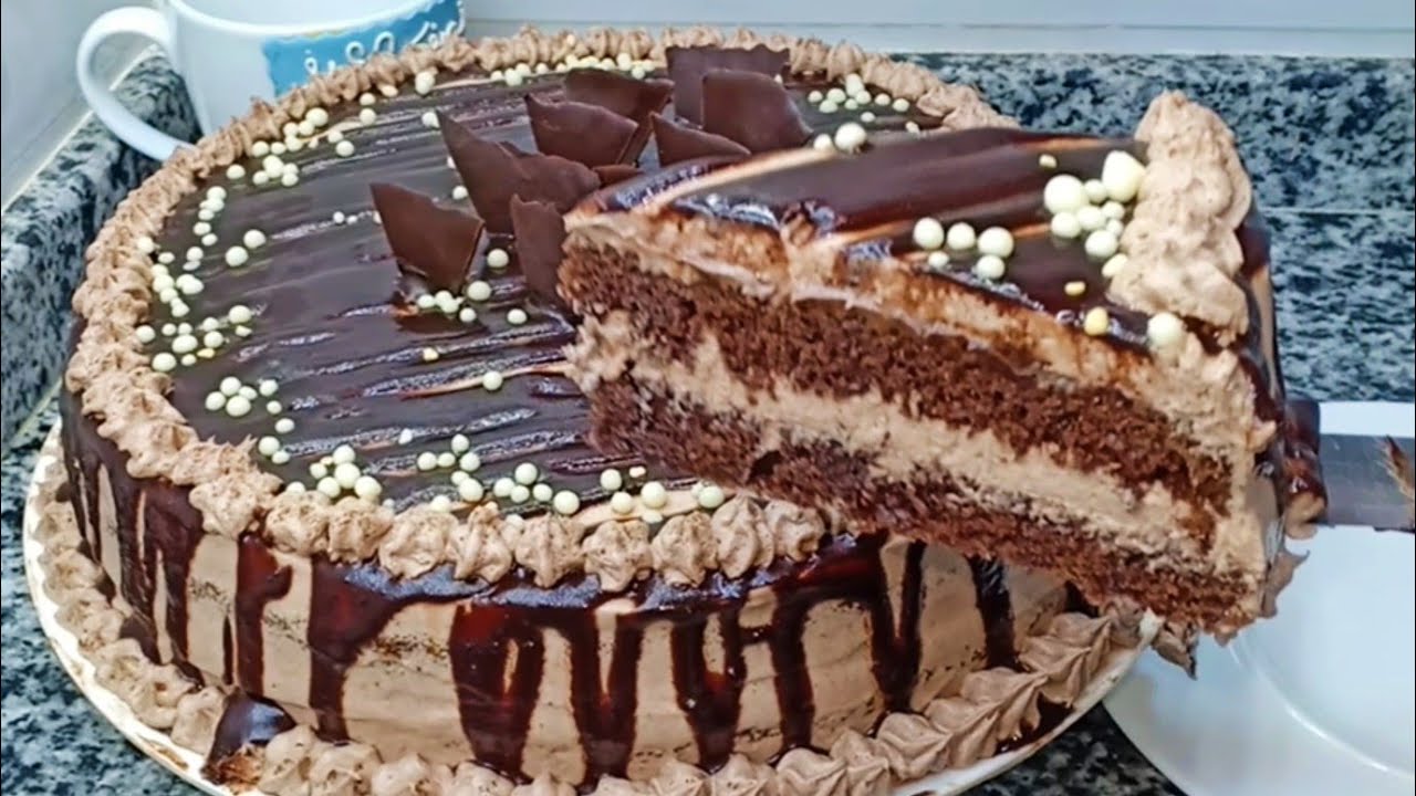 لما ستات البيوت يعملو تورته🙈تورته اقتصاديه لذيذه #تورتة شكولاته غنيه جدا#نص رغيف