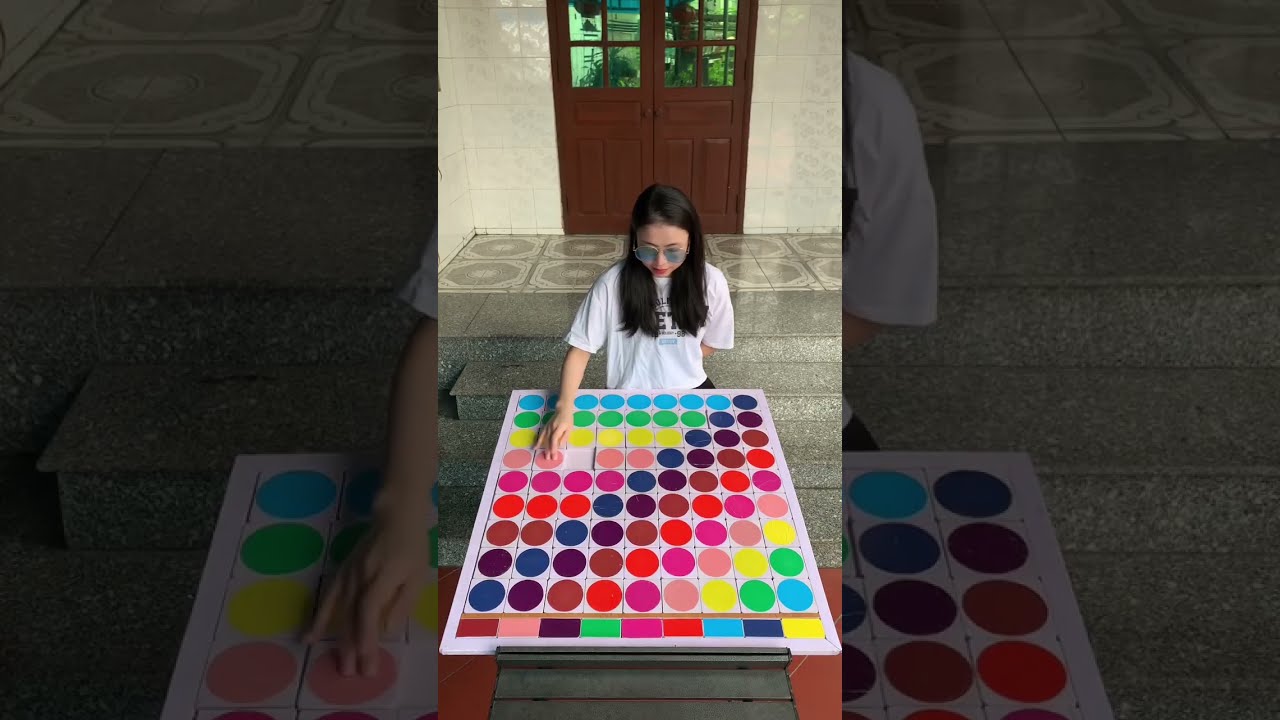 Puzzle sorting ball game challenging game for the mind