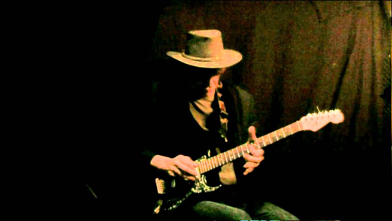 Guarda Kokomo blues (Bonnie Raitt) by Marlies ,Ton & Fingerpain su YouTube Guarda Kokomo blues (Bonnie Raitt) by Marlies ,Ton & Fingerpain su YouTube