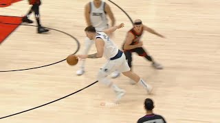 Luka Doncic just shattered Alex Caruso's ankles into a million little pieces 🤭