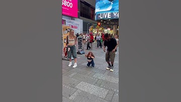 Ok she passed the vibe check😌#fyp#viral #trending #dance #tiktok #youtubeshorts #shorts