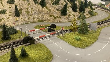 Updated Railway Crossing - Märklin H0