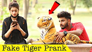 Fake Tiger Prank on Cute Girl @That Was Crazy