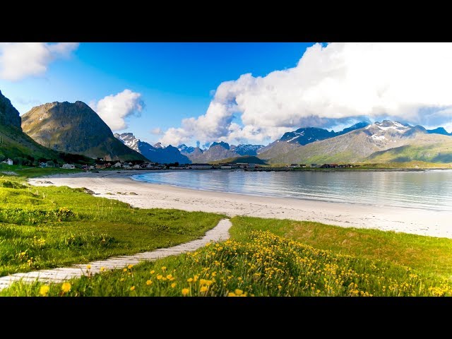 Uplifting Music - light, positive, happy music [Gullrosøya - 1 hour] class=