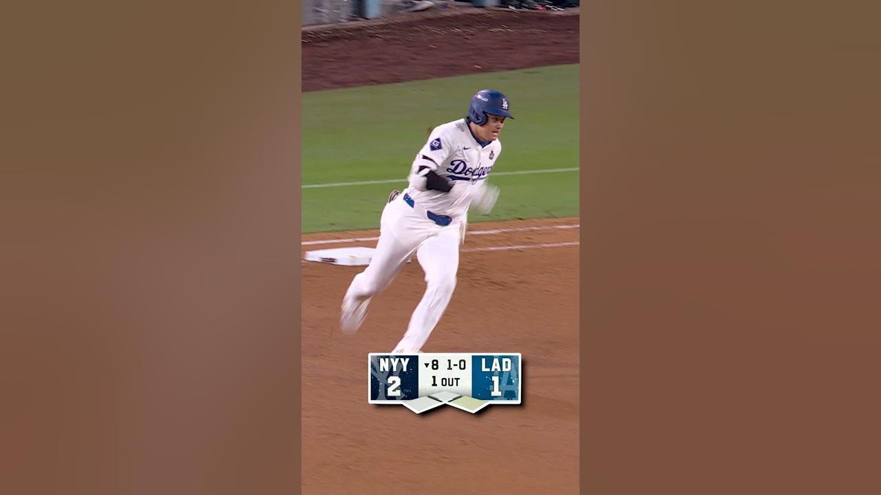 Shohei Ohtani reached third off this hit! #mlb #baseball #worldseries #Dodgers