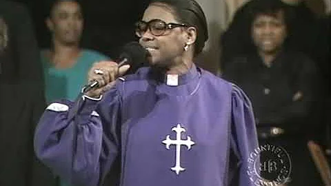Pastor Maria Gardner Langston Praise Break @ Templ...