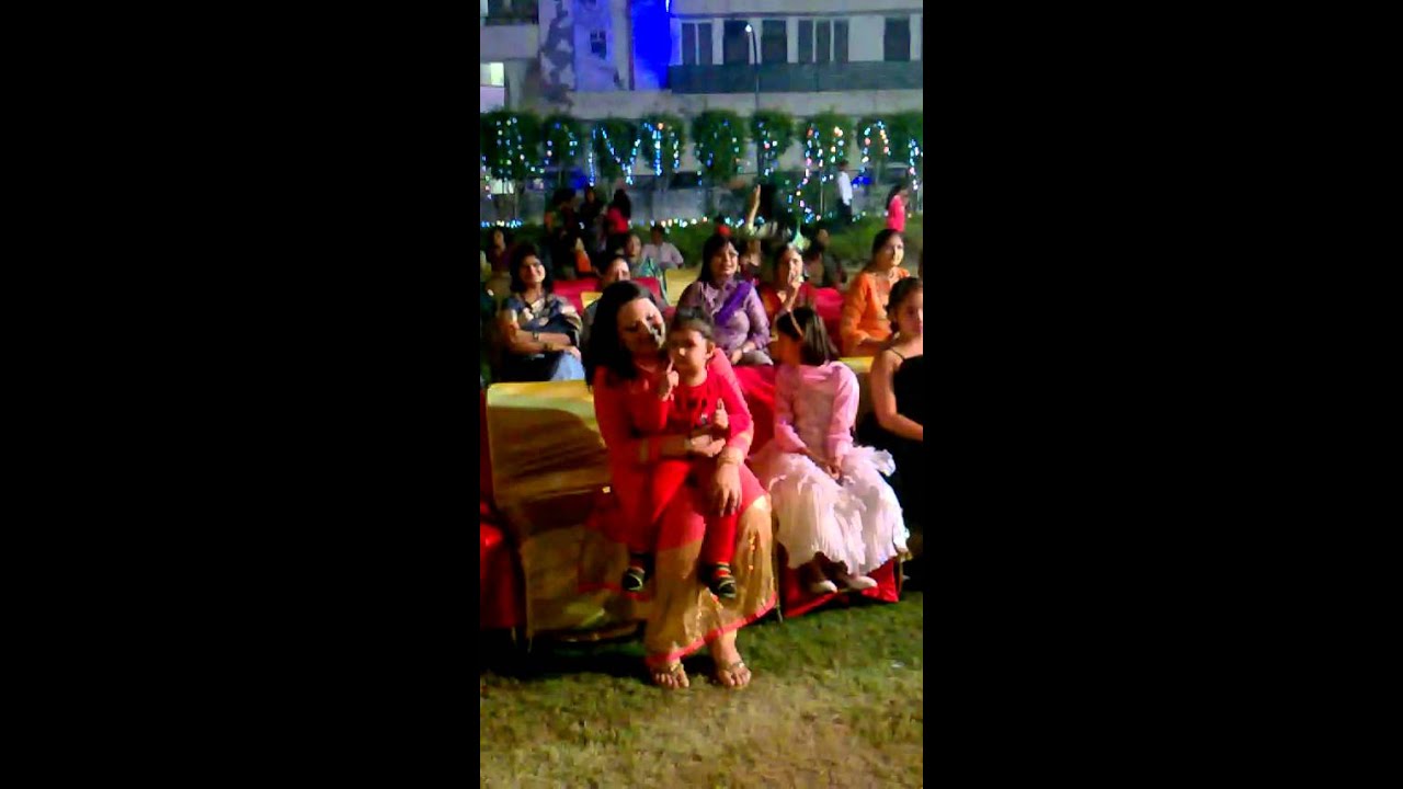 Puneet Kalra performing Jiye to Jiye kaise- Sajan