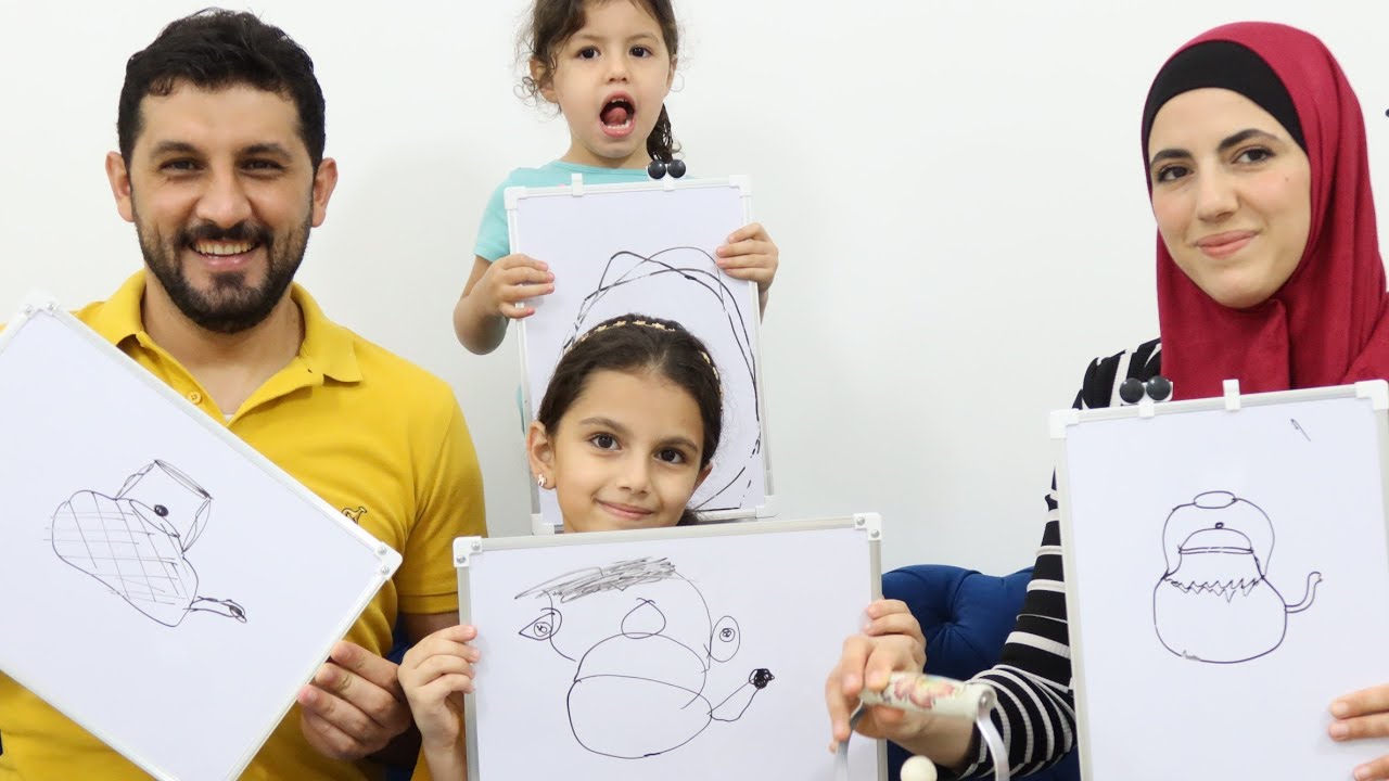 تحدي مين اقرب رسمة | بابا رسم سوار رسمة بتخوف🤣