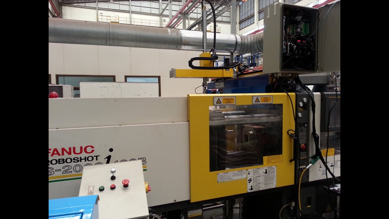 AHR In Mold Labeling (IMM dry run test) - YouTube
